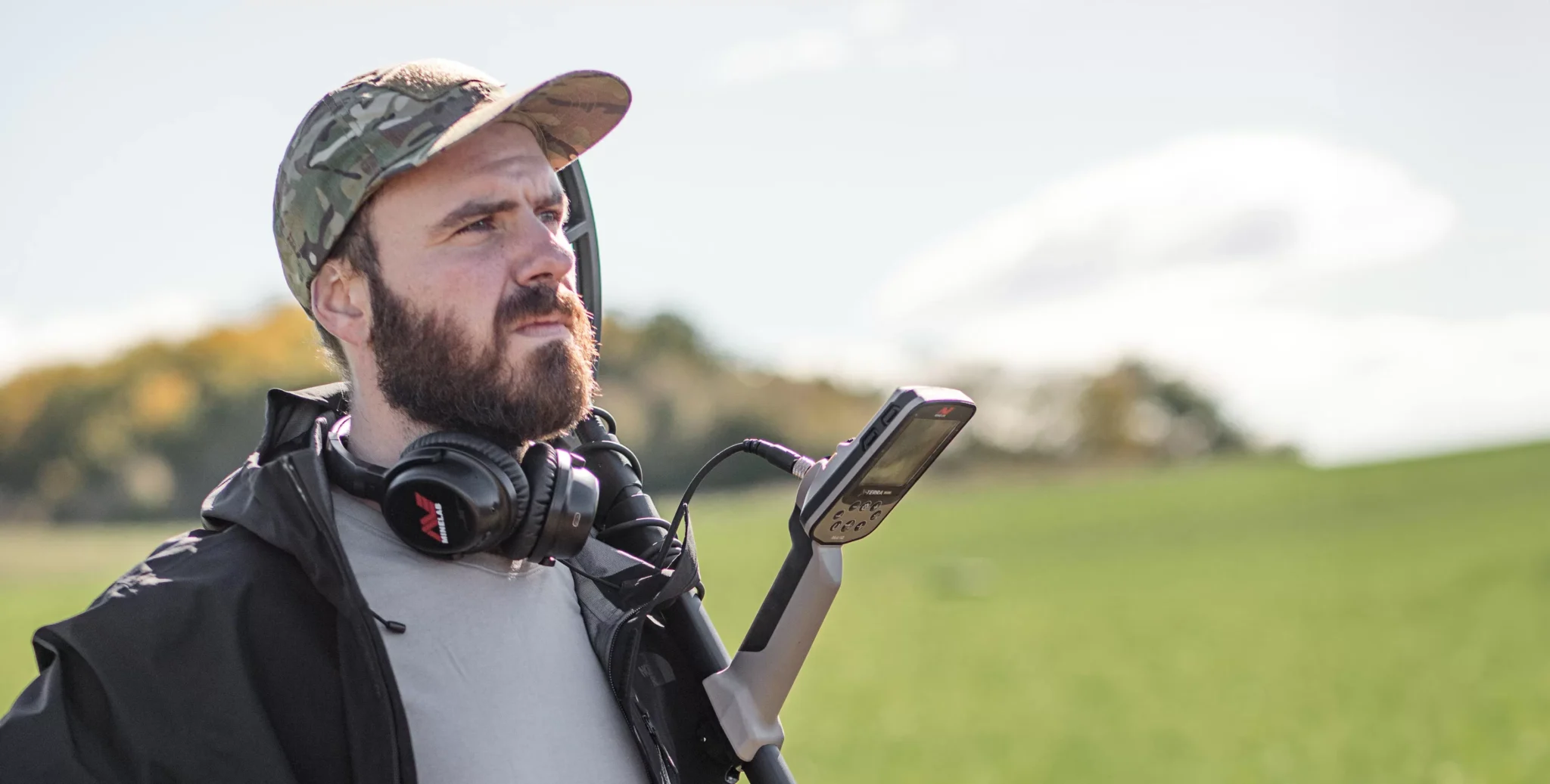 XTE-man-field-lifestyle